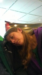 En attendant le numéro…