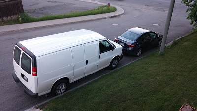 Petit parking en bas de chez France