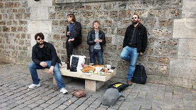 Les jambons-beurre pique-niquent face à Notre-Dame