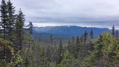 En s'élevant la vue s'offre à nous&nbsp;!