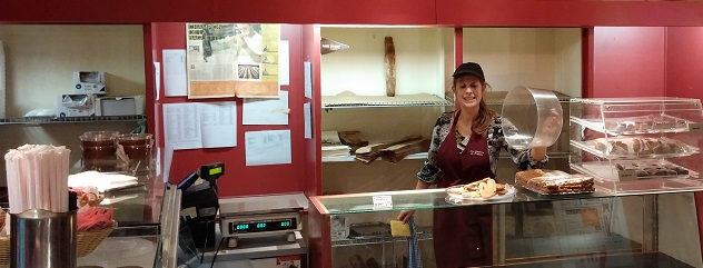 C'est la fin de journée, les baguettes et les viennoiseries sont vendues&nbsp;!